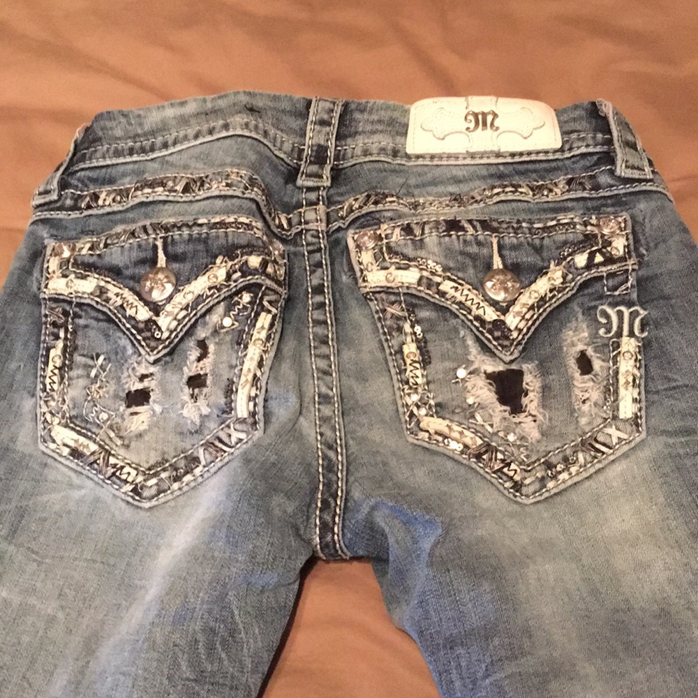 24 x 33 Miss Me Jeans